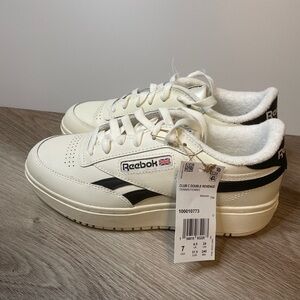 Reebok Club C Double Revenge Sneakers Size 7 Women’s